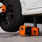 VEVOR 5-Ton Electric Hydraulic Car Jack Kit - Image 6